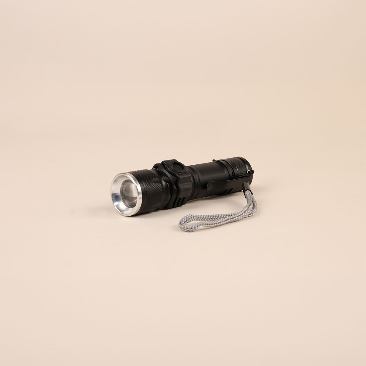 Taschenlampe mit wiederaufladbarem Akku